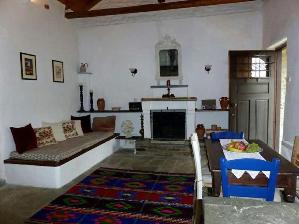 Traditional Greek Cottage Palaiokastron  Εξωτερικό φωτογραφία